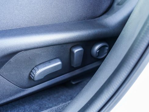 New 2025 Subaru Crosstrek 2.5i Premium image 21