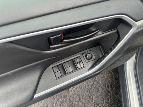 Used 2024 Toyota RAV4 LE FWD image 17
