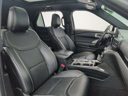 Used 2020 Ford Explorer ST w/ ST Street Pack image 28