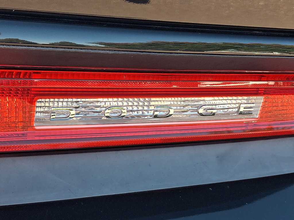 Used 2010 Dodge Challenger R/T RWD image 17
