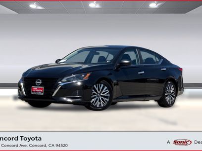 Used 2025 Nissan Altima 2.5 SV