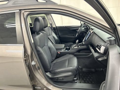 Used 2022 Subaru Outback Limited AWD/4WD image 24