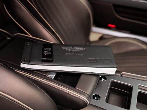 Used 2016 Aston Martin DB9 GT image 73