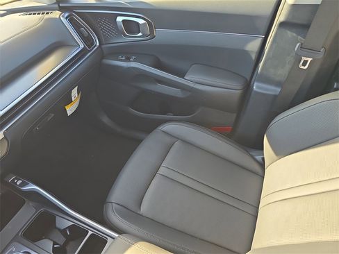 New 2026 Kia Sorento EX image 18