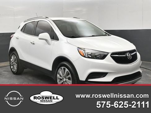 Used 2020 Buick Encore Preferred FWD image 1