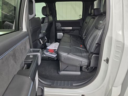 Used 2025 Ford F450 Platinum AWD/4WD image 8
