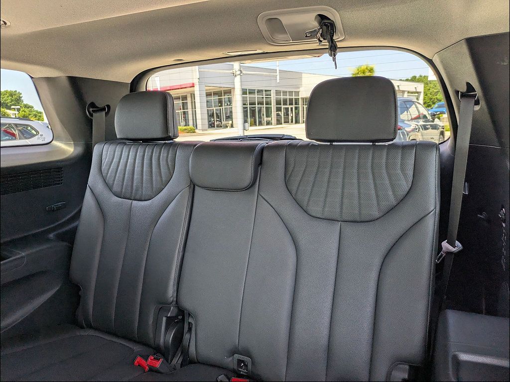 Used 2024 Hyundai Palisade Limited FWD image 30