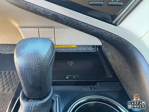 Used 2020 Toyota Camry LE w/ Sunroof Package image 20