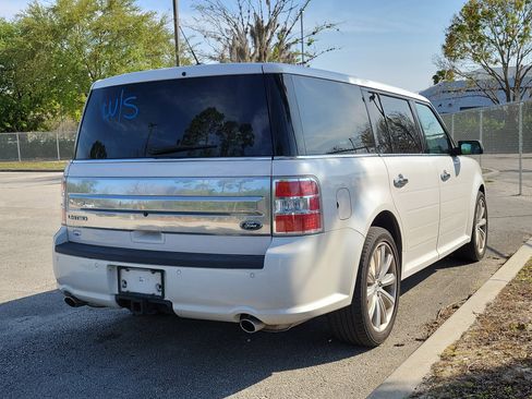 Used 2019 Ford Flex Limited w/ Class III Trailer Tow Package image 6