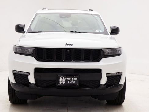 Used 2023 Jeep Grand Cherokee L Limited w/ Luxury Tech Group II image 4