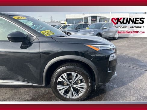 Used 2023 Nissan Rogue SV image 14