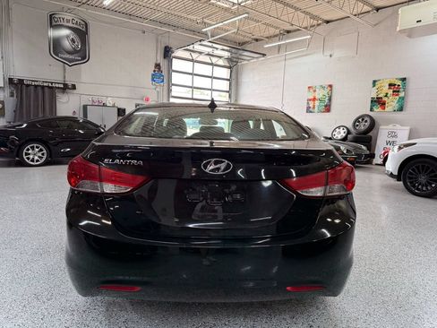 Used 2013 Hyundai Elantra GLS FWD image 4