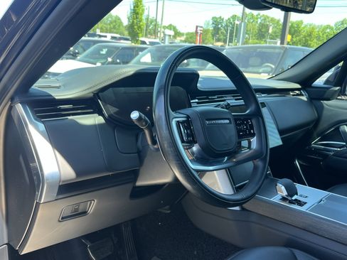 Certified 2024 Land Rover Range Rover Autobiography AWD/4WD image 19