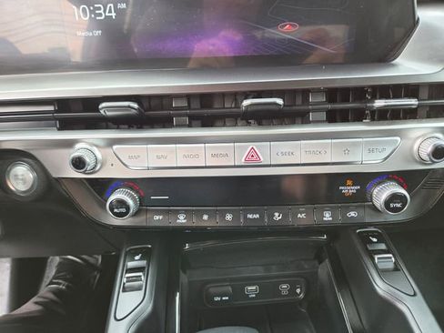 Used 2023 Kia Telluride S AWD/4WD image 30