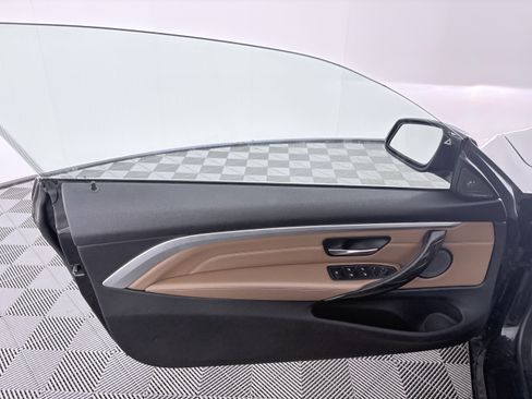 Used 2016 BMW 428i xDrive Convertible image 12