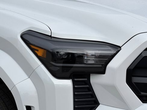 New 2025 Toyota Tacoma SR5 image 30