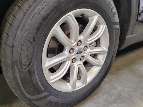 Used 2021 Ford Explorer 2WD image 31