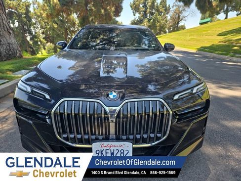 Used 2024 BMW 740i RWD image 10
