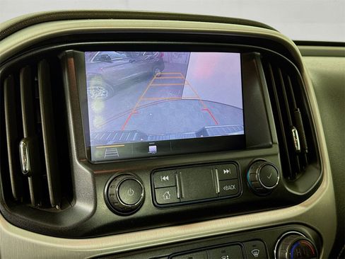 Used 2019 GMC Canyon SLT w/ Driver Alert Package image 10