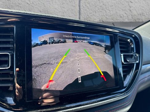 Used 2023 Dodge Durango GT AWD/4WD image 17