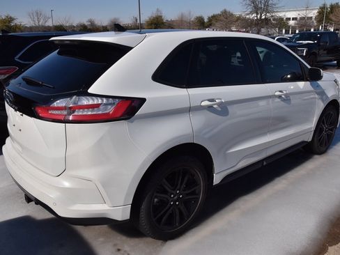 Used 2022 Ford Edge ST-Line image 7