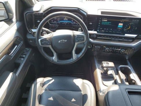 Used 2022 Chevrolet Silverado 1500 RST w/ Convenience Package II image 17