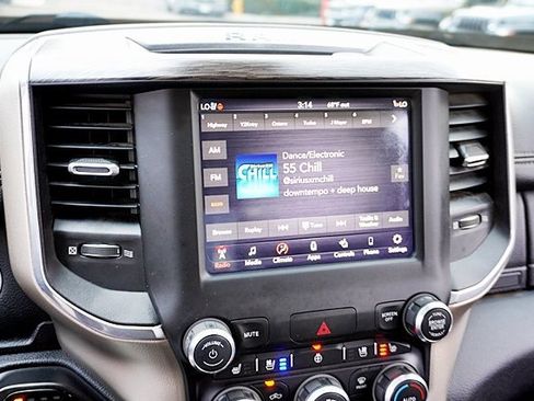 Used 2019 RAM 1500 Laramie image 25