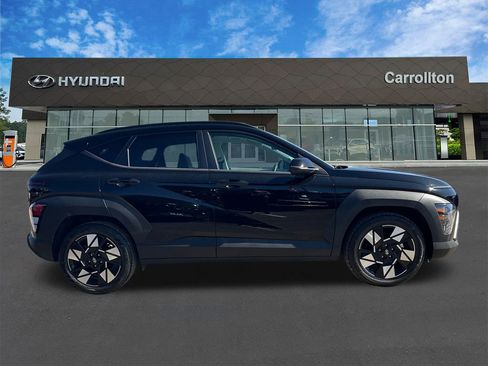 Used 2025 Hyundai Kona SEL image 4