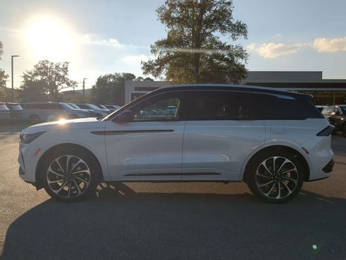 New 2026 Lincoln Nautilus Black Label image 6