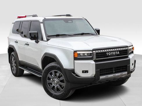 Used 2025 Toyota Land Cruiser AWD/4WD image 2