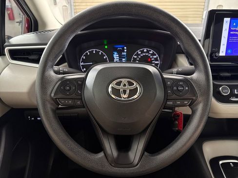 Used 2024 Toyota Corolla LE FWD image 14