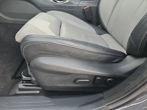 Used 2024 Subaru Outback Limited AWD/4WD image 19