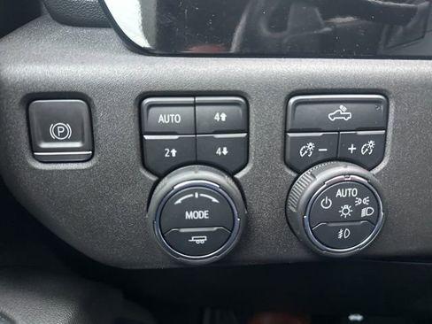 Used 2023 Chevrolet Silverado 1500 RST image 25