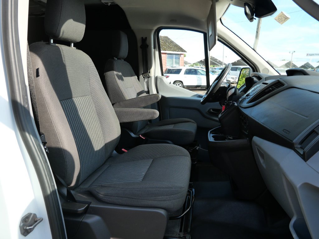 Used 2015 Ford Transit 250 130 Low Roof w/ Interior Upgrade Package RWD image 12