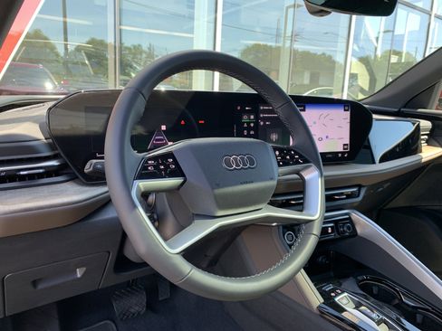 New 2025 Audi Q5 Premium Plus AWD/4WD image 4