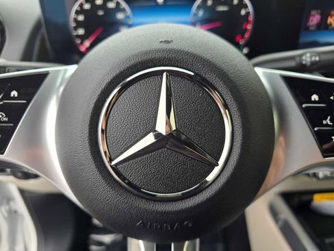 New 2026 Mercedes-Benz GLB 250 image 24