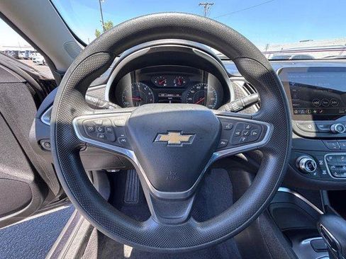 Used 2023 Chevrolet Malibu LT FWD image 21
