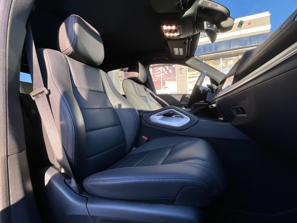 Used 2024 Mercedes-Benz GLE 450 4MATIC image 11