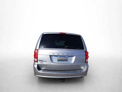 Used 2019 Dodge Grand Caravan GT FWD image 4