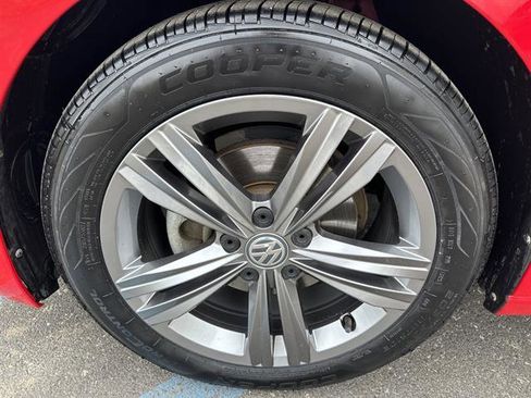 Certified 2020 Volkswagen Jetta R-Line image 14