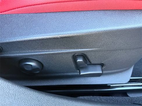 Used 2022 Alfa Romeo Giulia Veloce image 24