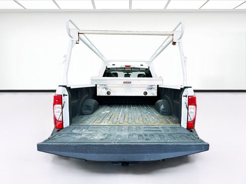 Used 2022 Ford F250 XL w/ Power Equipment Group RWD image 16