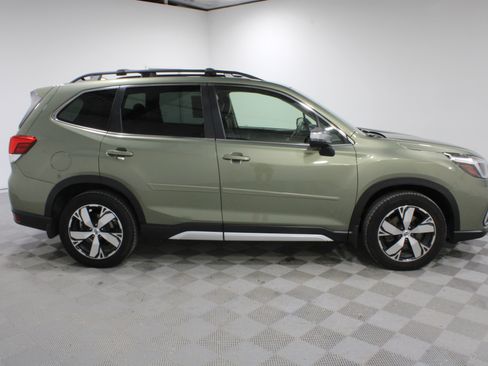 Used 2020 Subaru Forester Touring AWD/4WD image 27