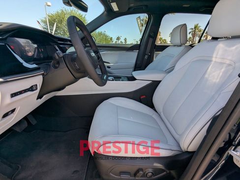 New 2025 Jeep Wagoneer S Limited AWD/4WD image 23