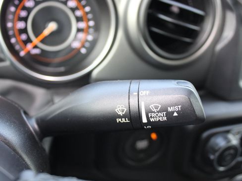 Used 2023 Jeep Gladiator Sport image 50