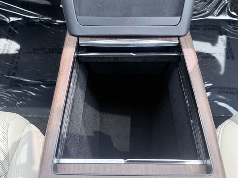 Used 2025 Tesla Model S AWD/4WD image 60