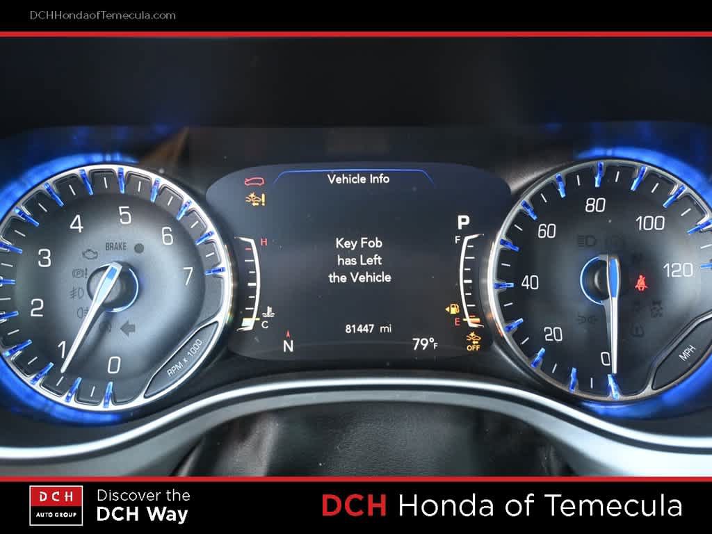 Used 2019 Chrysler Pacifica Limited w/ Advanced Safetytec Group FWD image 7