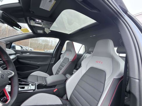 New 2026 Volkswagen GTI SE FWD image 14