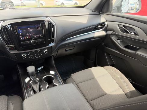 Used 2023 Chevrolet Traverse LT w/ LPO, Floor Liner Package AWD/4WD image 33