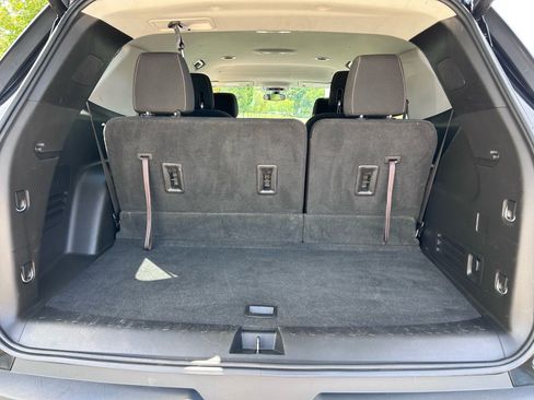 Used 2018 Chevrolet Traverse LT AWD/4WD image 15